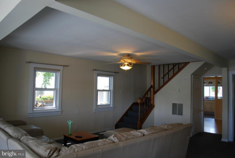 1153 Seneca Road Middle River, MD 21220 - Photo 4 of 30 Living Room
