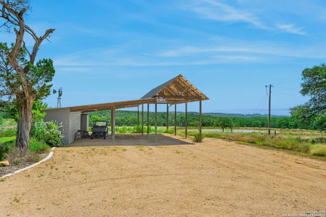 $2,895,000 | 716 Arbor Ridge Road, Fredericksburg, TX 78624
