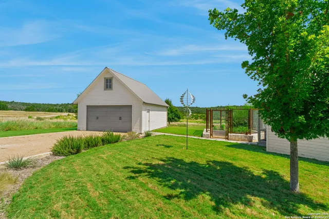 $2,895,000 | 716 Arbor Ridge Road, Fredericksburg, TX 78624