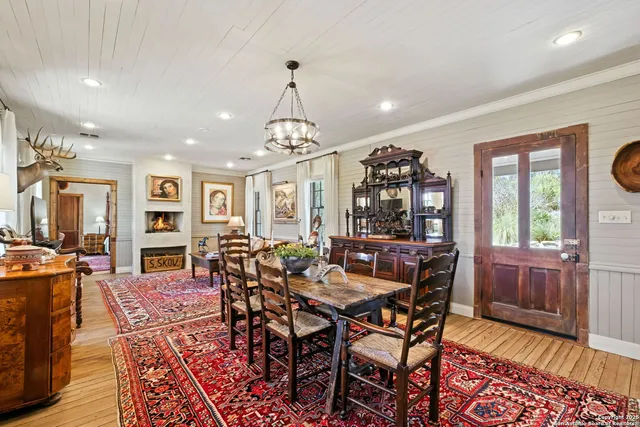 $2,895,000 | 716 Arbor Ridge Road, Fredericksburg, TX 78624