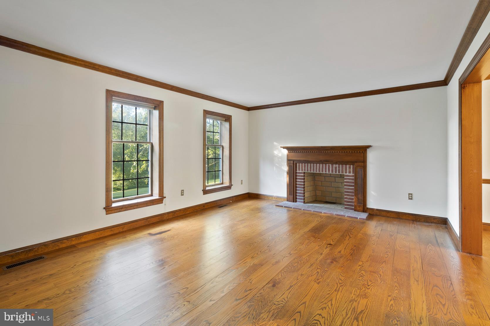 500 Darlington Road Media, PA 19063 - Photo 23 of 50 Living Room