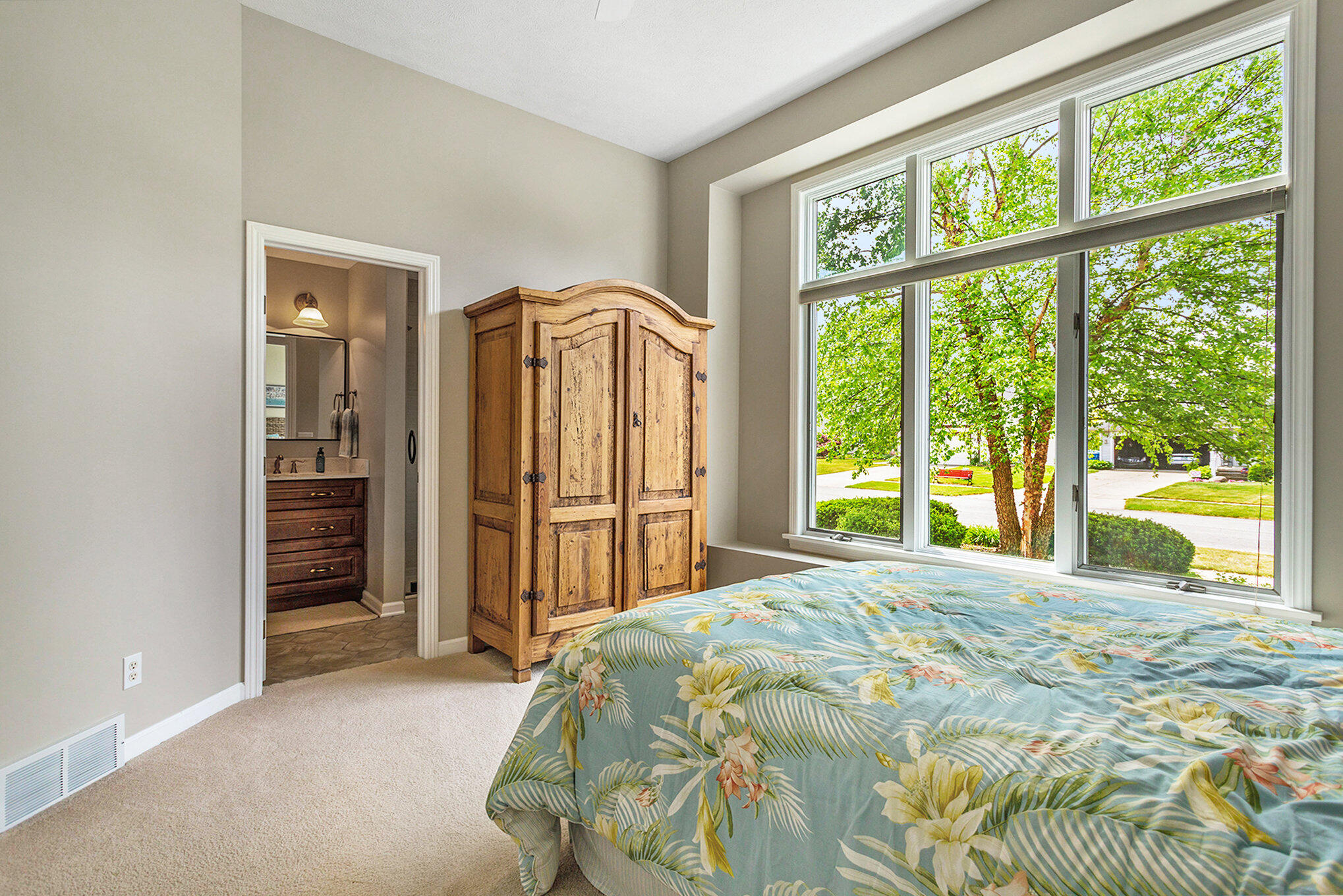 15655 Riverside Drive Spring Lake, MI 49456 - Photo 13 of 24 013_8l9a8344