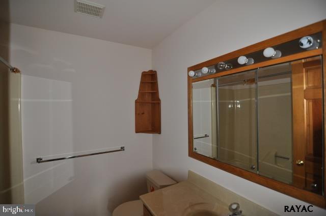 509 Hamlet Drive West Spring Grove, PA 17362 - Photo 23 of 31 Gallery Image 23