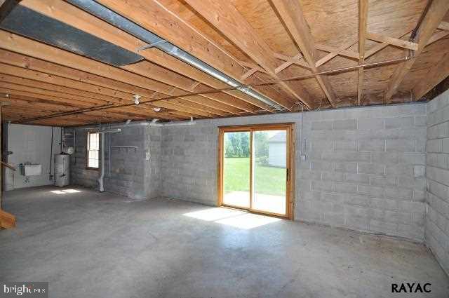 509 Hamlet Drive West Spring Grove, PA 17362 - Photo 25 of 31 Gallery Image 25