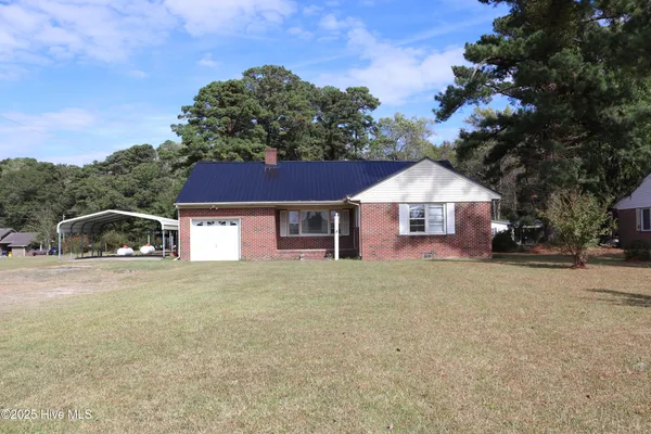 $195,000 | 2020 John Small Avenue, Washington, NC 27889