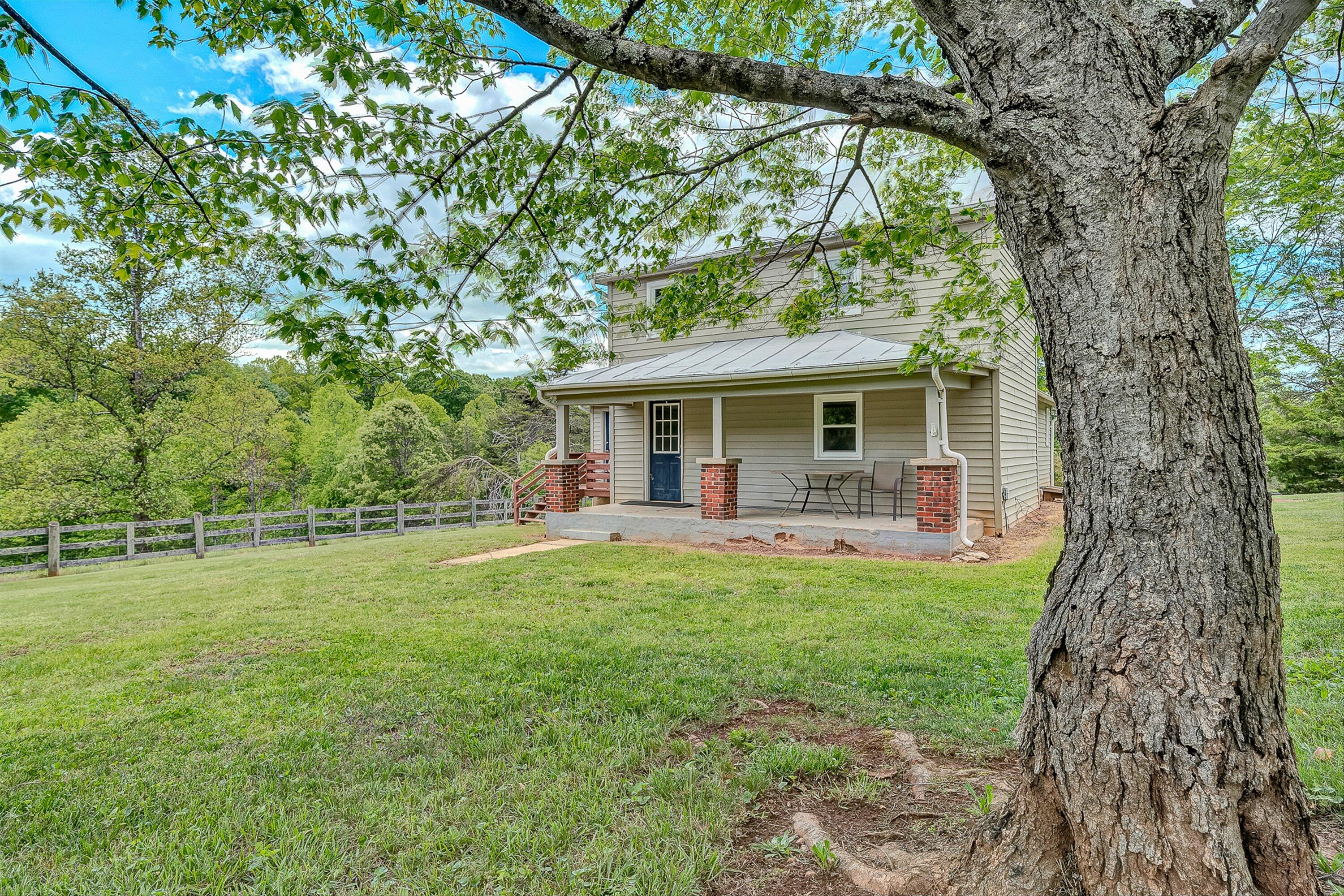 3835 Hardy Road Hardy, VA 24101 - Photo 2 of 58 02-VM-09240