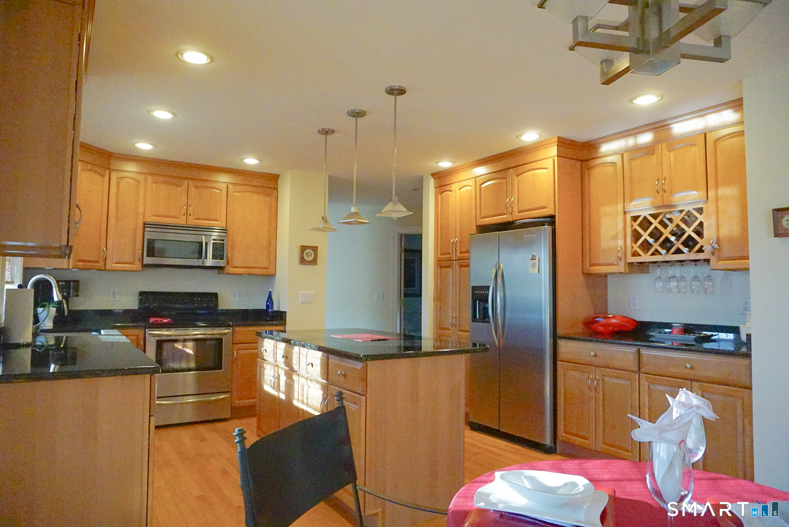 33 Knoll Ridge Court Middletown, CT 06457 - Photo 11 of 40