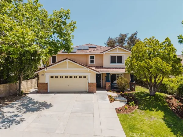 $1,125,000 | 32480 The Old Road, Castaic, CA 91384