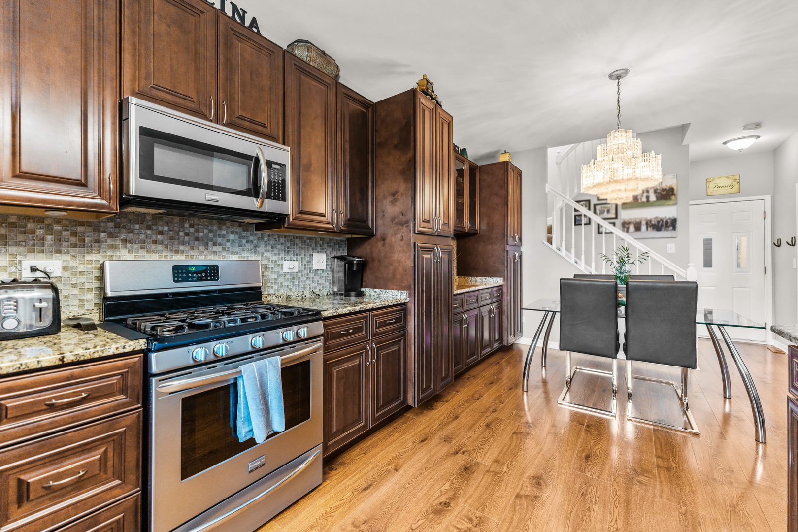1516 Azalea Circle Romeoville, IL 60446 - Photo 9 of 28 Gallery Image 9