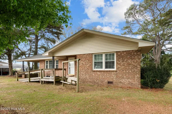 $184,000 | 2042 Pinetops-Crisp Road, Pinetops, NC 27864
