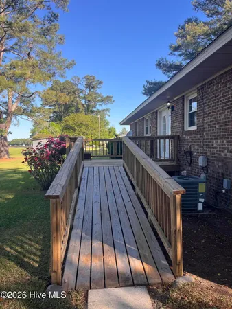 $184,000 | 2042 Pinetops-Crisp Road, Pinetops, NC 27864