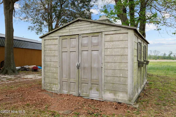 $184,000 | 2042 Pinetops-Crisp Road, Pinetops, NC 27864