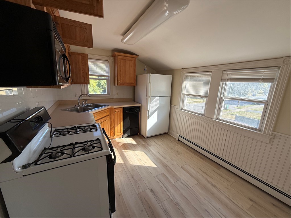1698 Mt Hope Avenue Rochester, NY 14620 - Photo 5 of 10