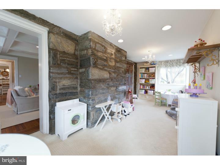 18 Fariston Road Wayne, PA 19087 - Photo 7 of 25