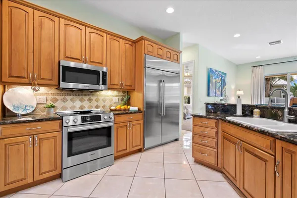 $9,000 | 72 Waterway Road, Jupiter, FL 33469