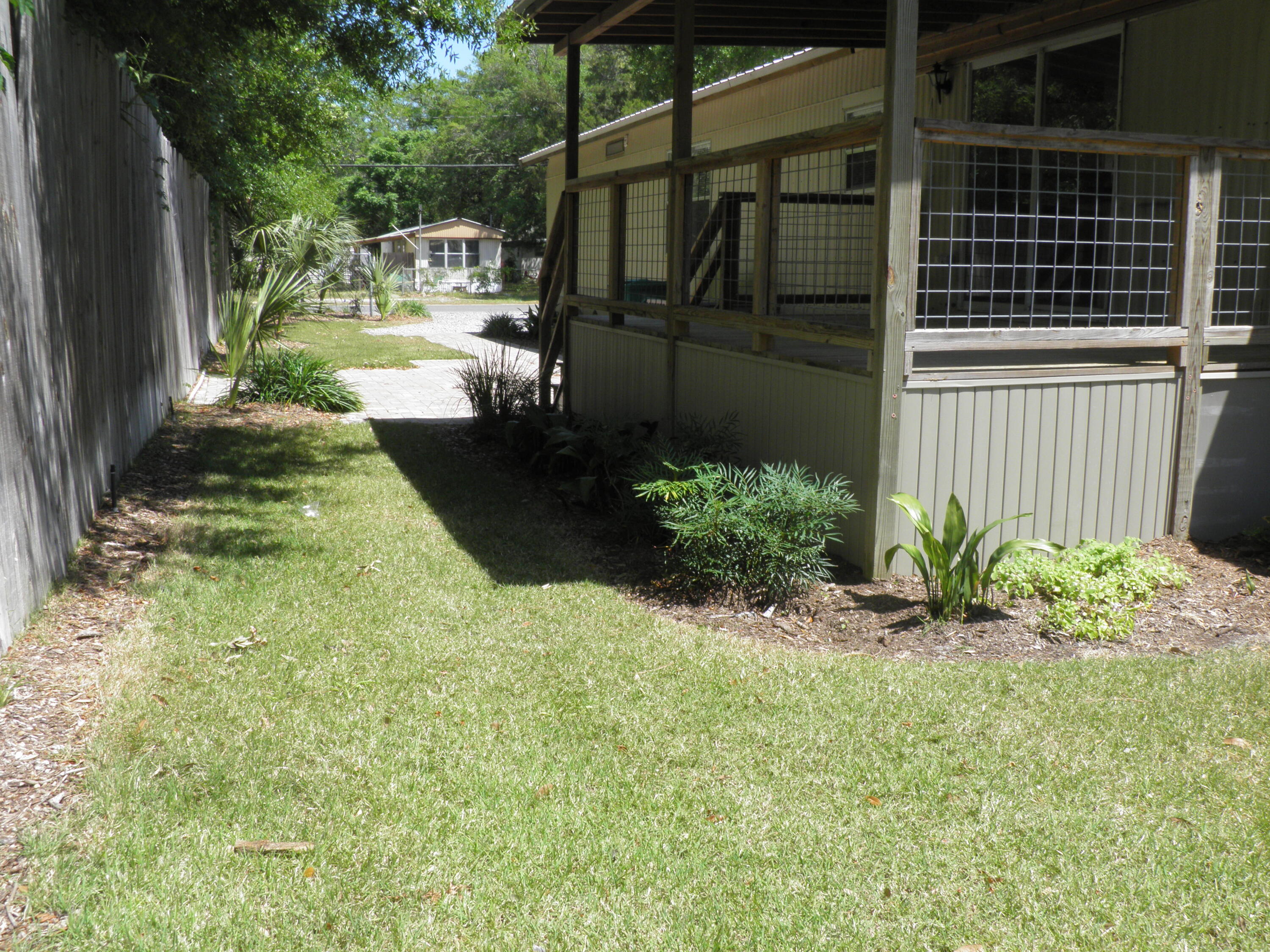810 Gibson Road Fort Walton Beach, FL 32547 - Photo 29 of 35 Landscaped