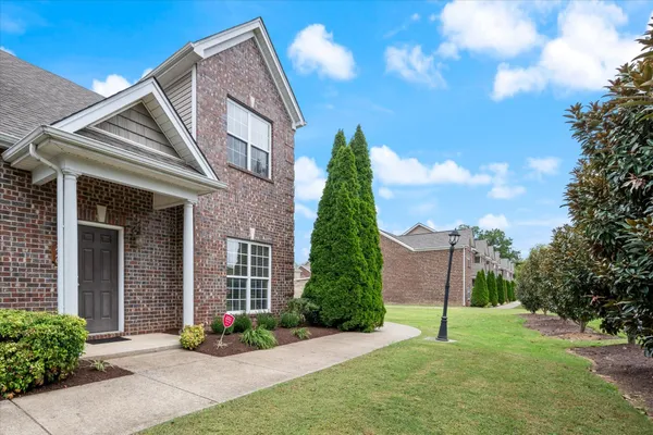 $292,900 | 220 Rowlette Circle, Murfreesboro, TN 37127
