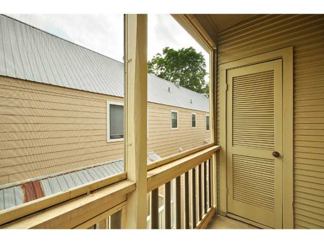 4401 Speedway, Unit 302 Austin, TX 78751 - Photo 10 of 25 Screened balcony