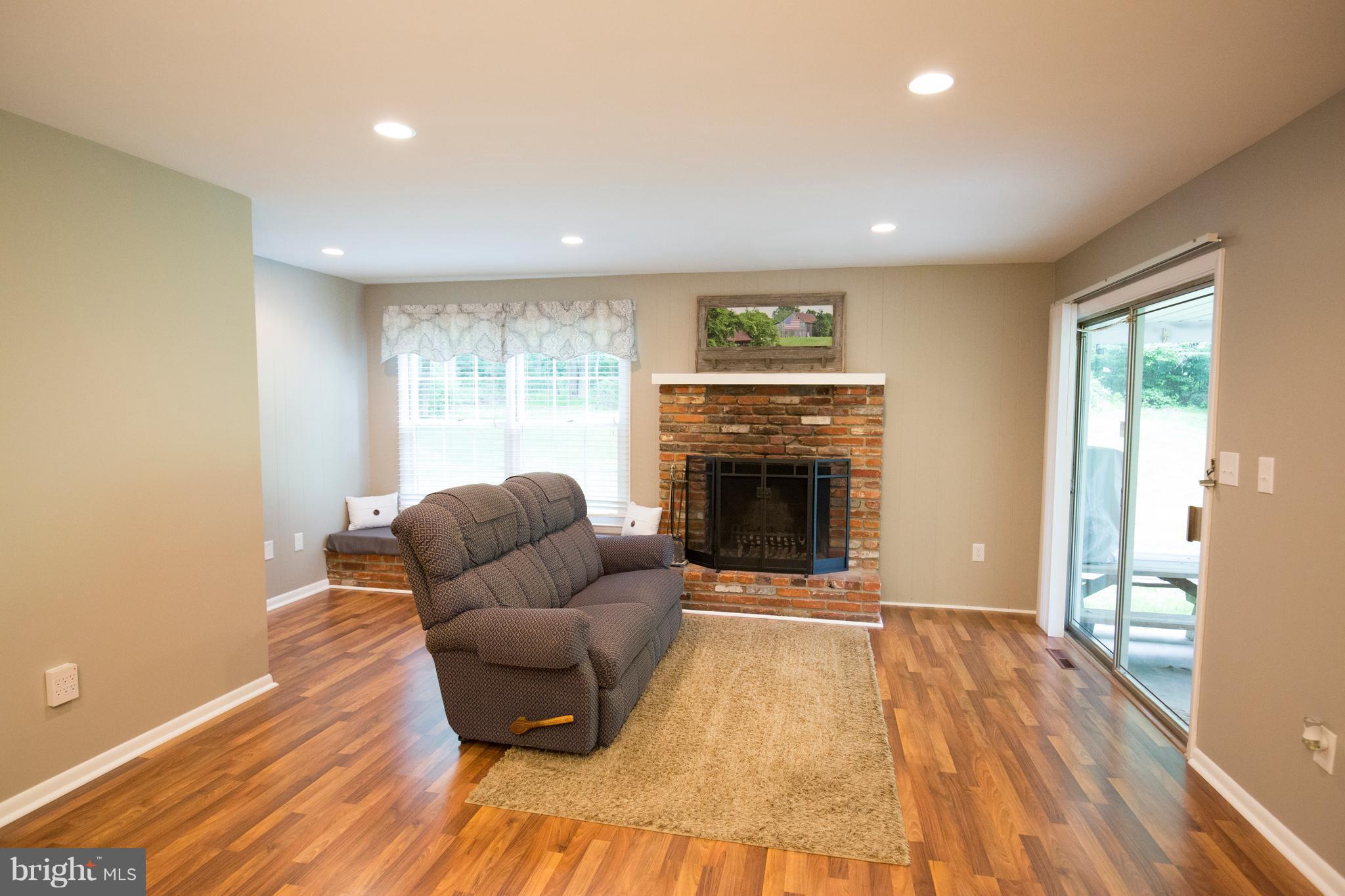3705 Lanamer Road Randallstown, MD 21133 - Photo 9 of 24 Family Room