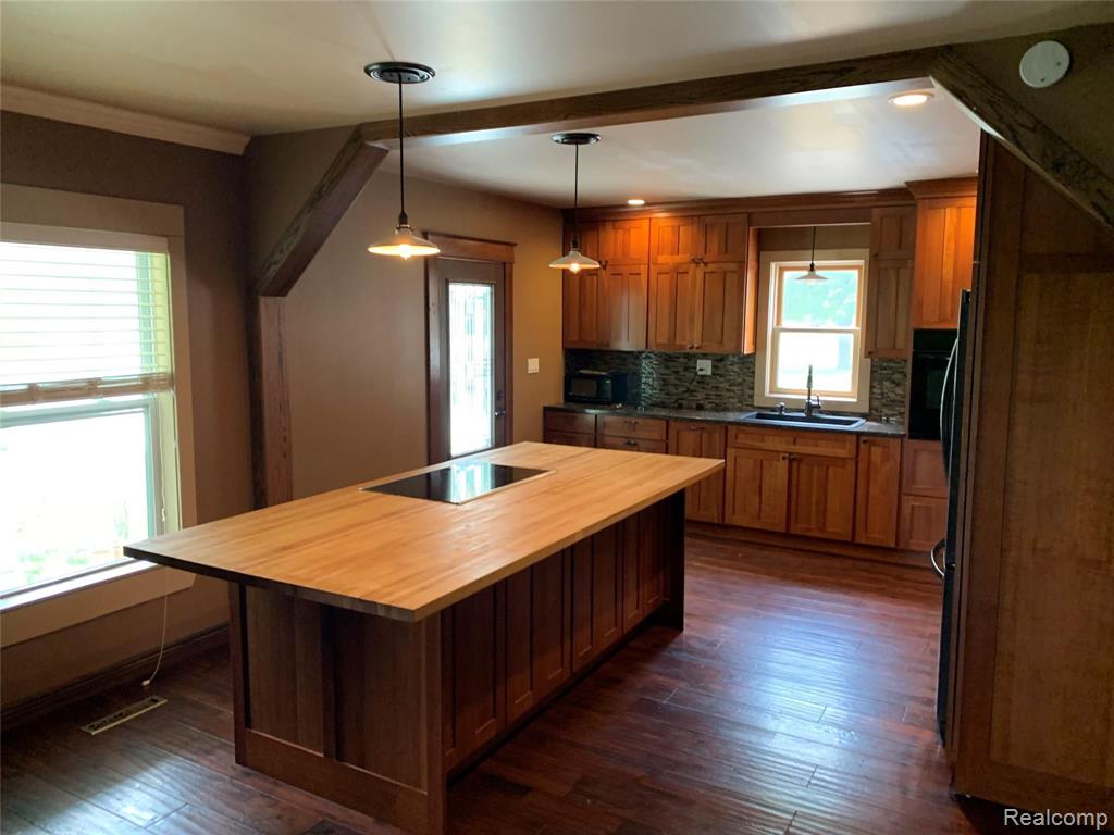1825 Alchin Road North Webberville, MI 48892 - Photo 4 of 26 Gallery Image 4