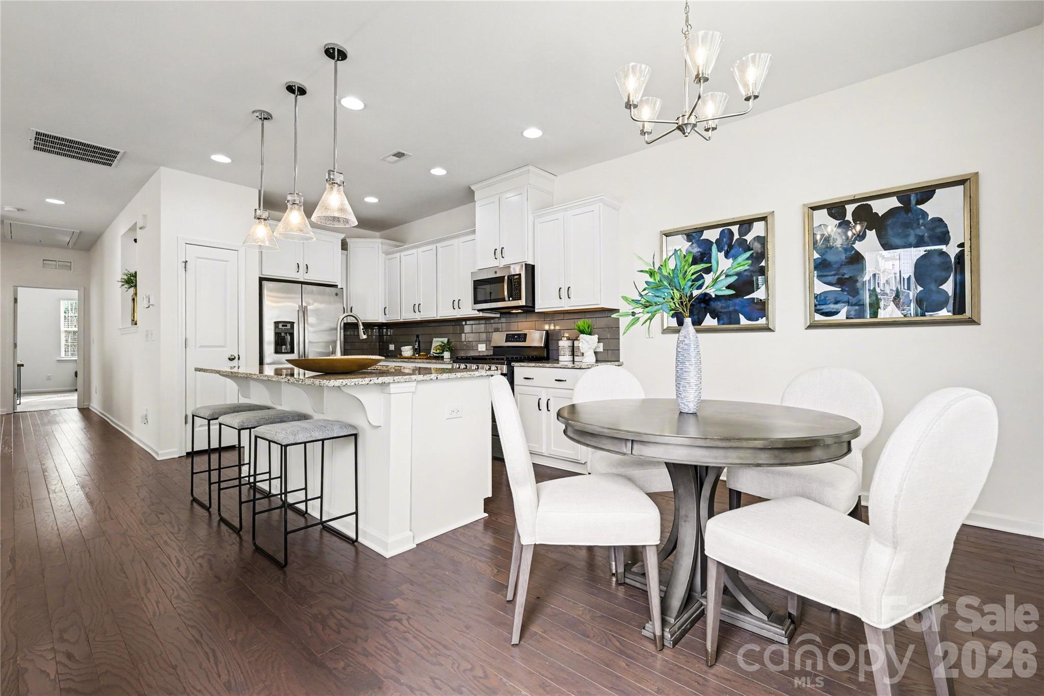 814 Ruckers Court Tega Cay, SC 29708 - Photo 8 of 37 Gallery Image 8