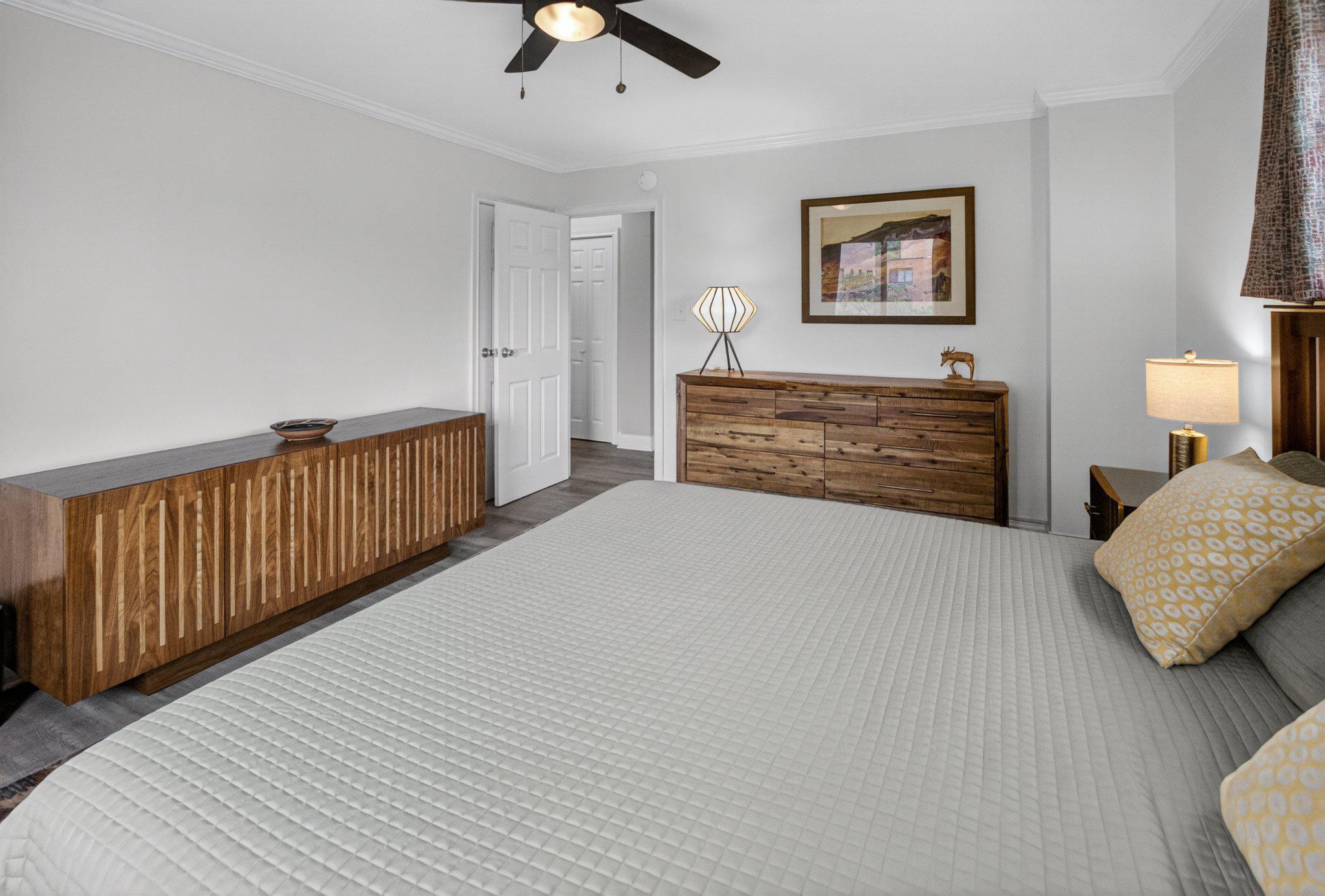 3900 Tunlaw Road Northwest, Unit 304 Washington, DC 20007 - Photo 20 of 28 Gallery Image 20