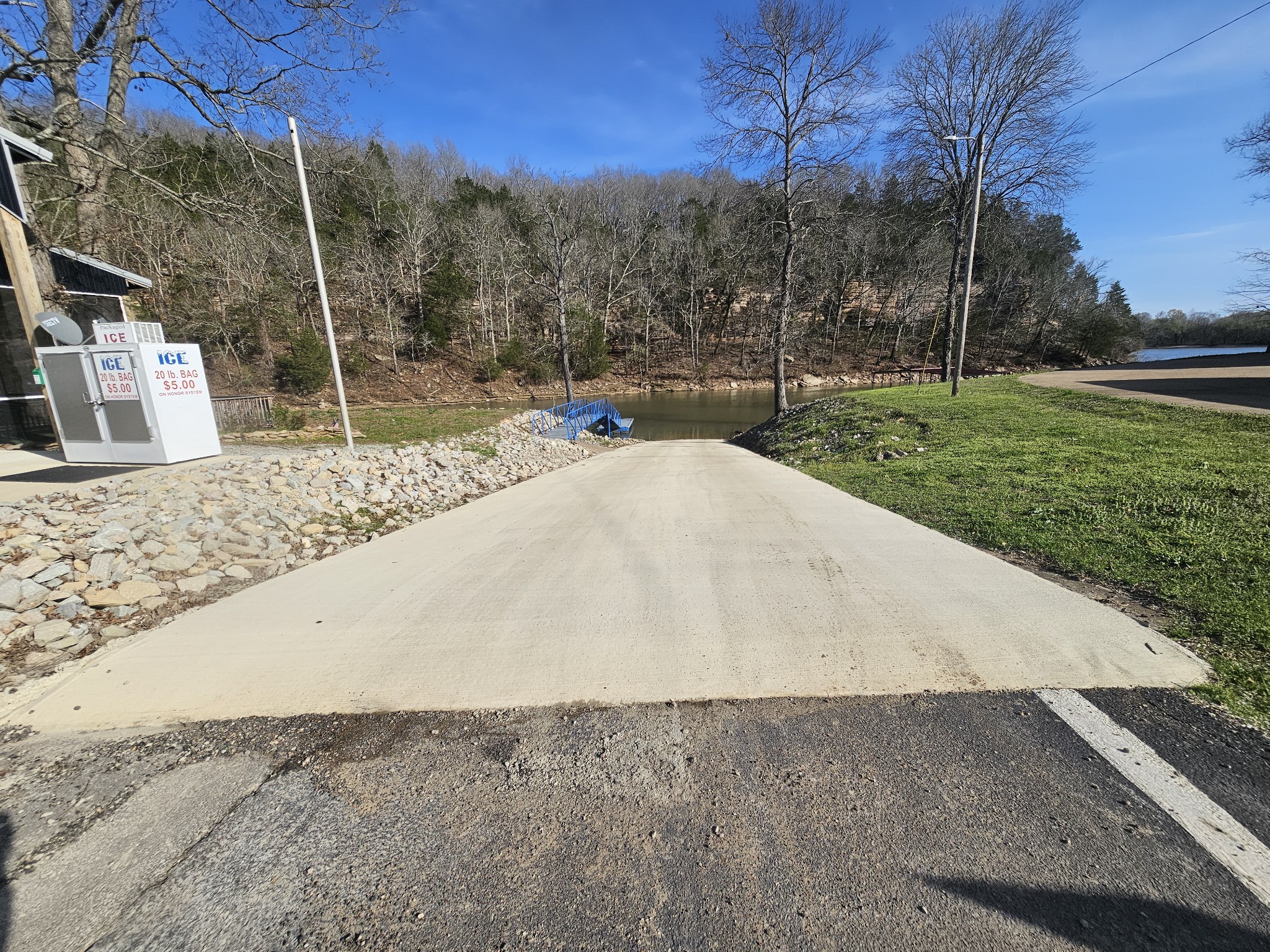 1082 WC PICKETT Road Clifton, TN 38425 - Photo 74 of 76