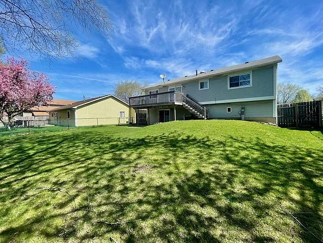 168 Farm Gate Lane Bolingbrook, IL 60440 - Photo 17 of 17