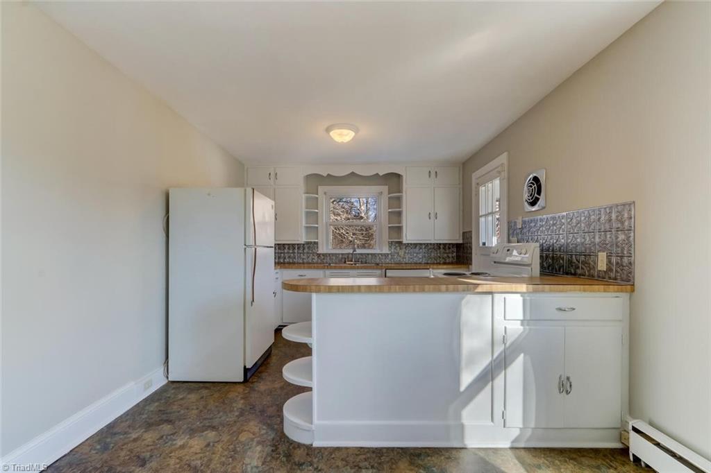 859 Sandy Cross Road Reidsville, NC 27320 - Photo 9 of 31