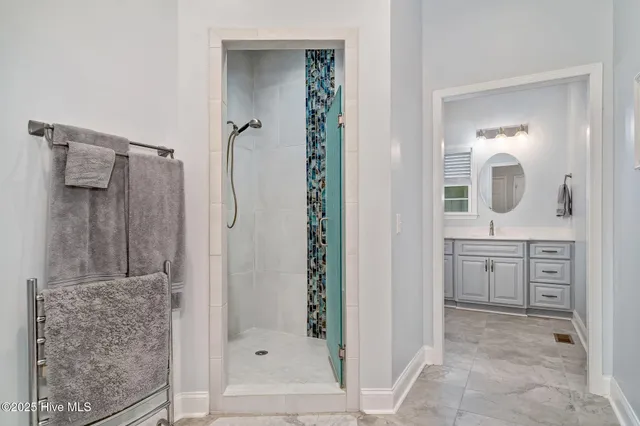 $849,900 | 212 Lakeshore Drive, Lake Waccamaw, NC 28450