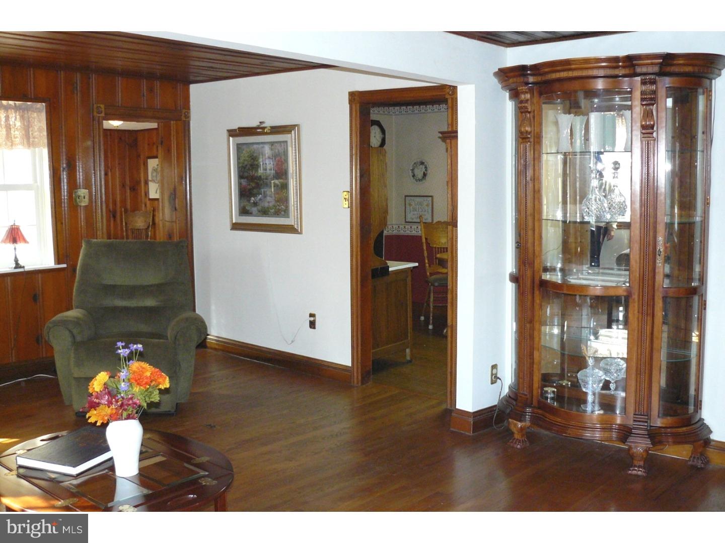32 Mt Laurel Road Hainesport, NJ 08036 - Photo 5 of 24 Family Room