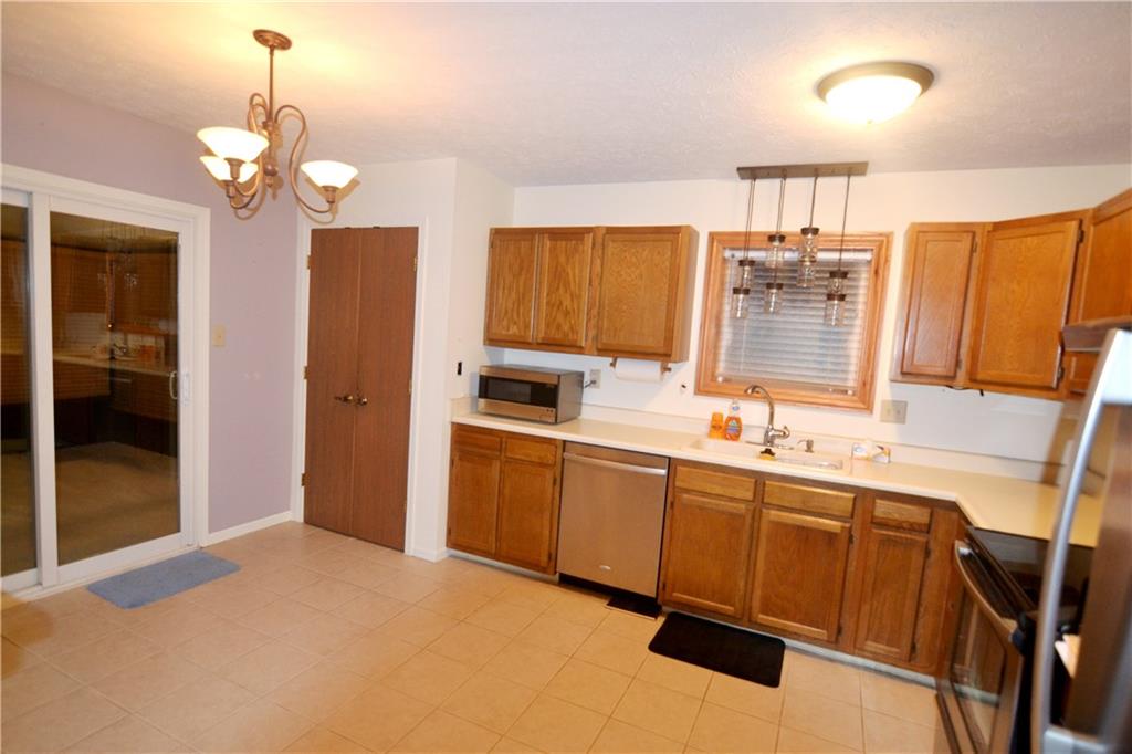 3122 Valley Farms Road Indianapolis, IN 46214 - Photo 5 of 15 Gallery Image 5