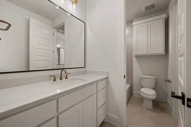 $875,000 | 6009 Rolling Crk Court, Aledo, TX 76008