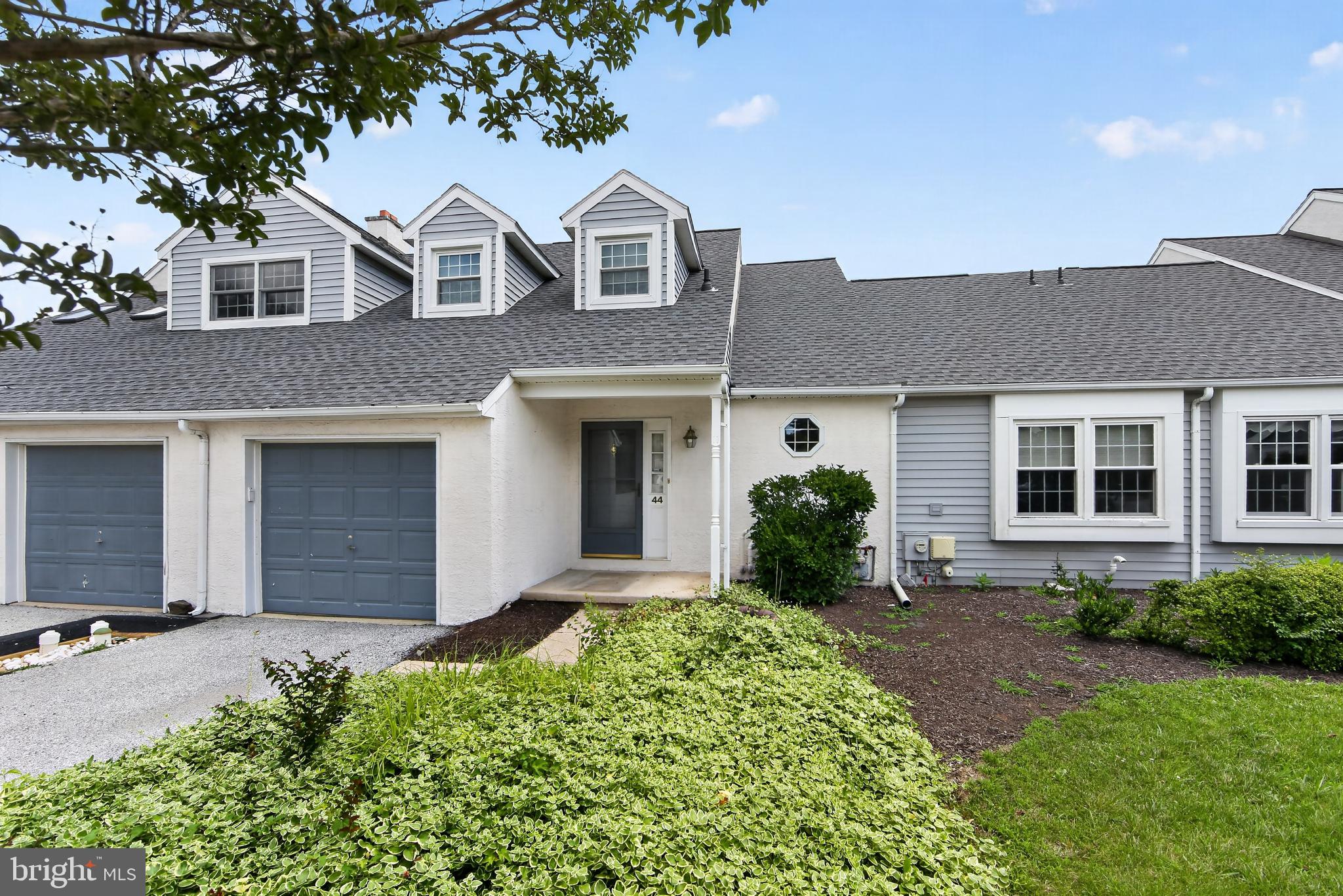44 Hunters Run Newtown Square, PA 19073 - Photo 2 of 41