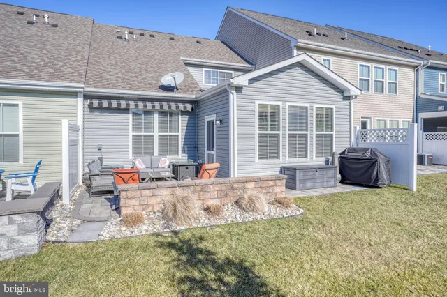 a outdoor living space with furniture and garden view