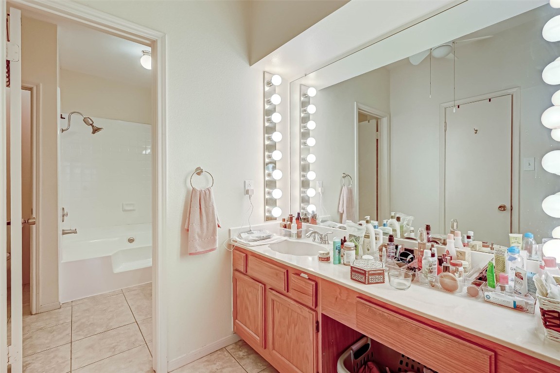 3780 Tanglewilde Street, Unit 604 Houston, TX 77063 - Photo 36 of 46