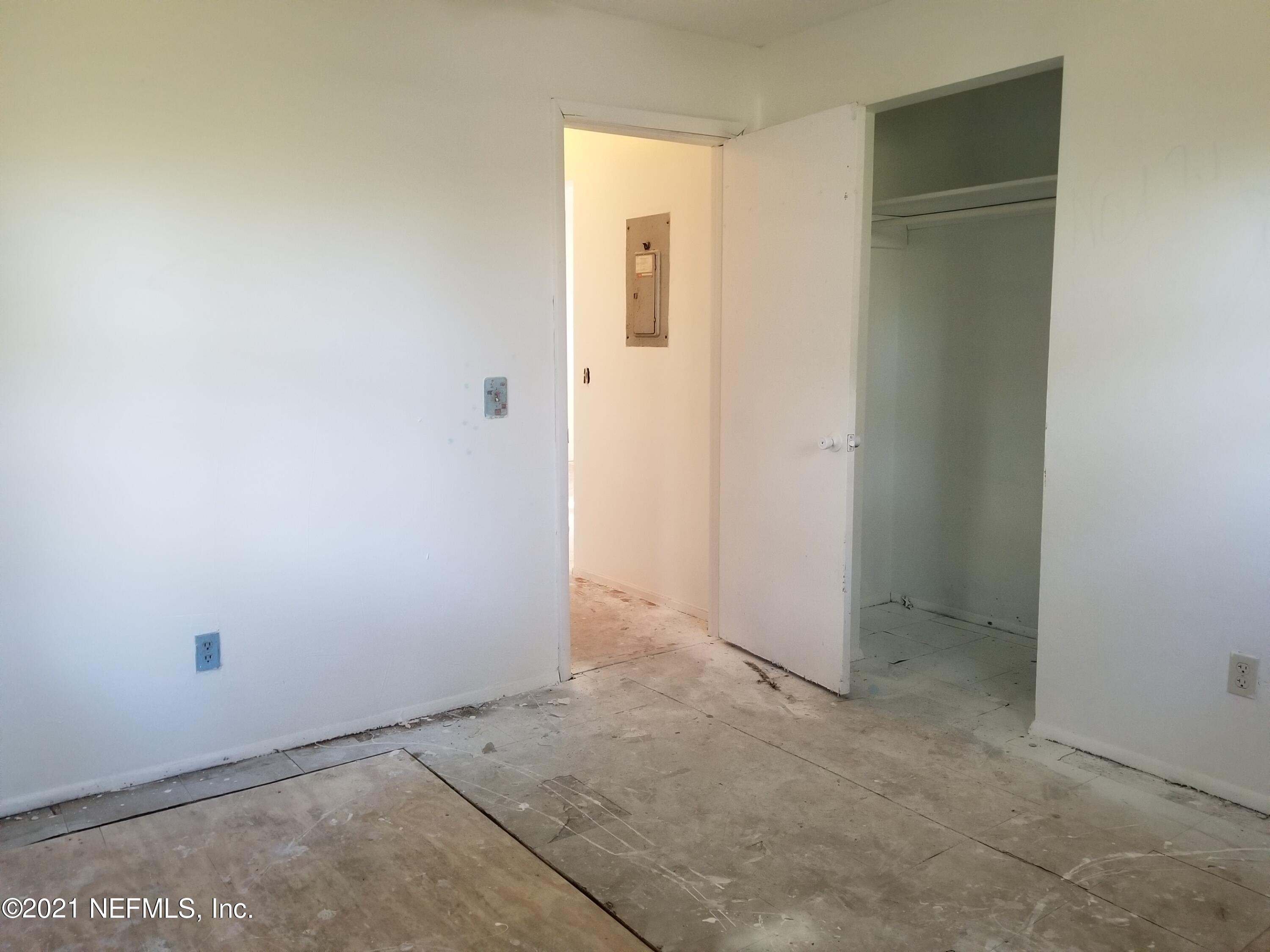7649 Old Kings Road Jacksonville, FL 32219 - Photo 13 of 34 20211030_163231