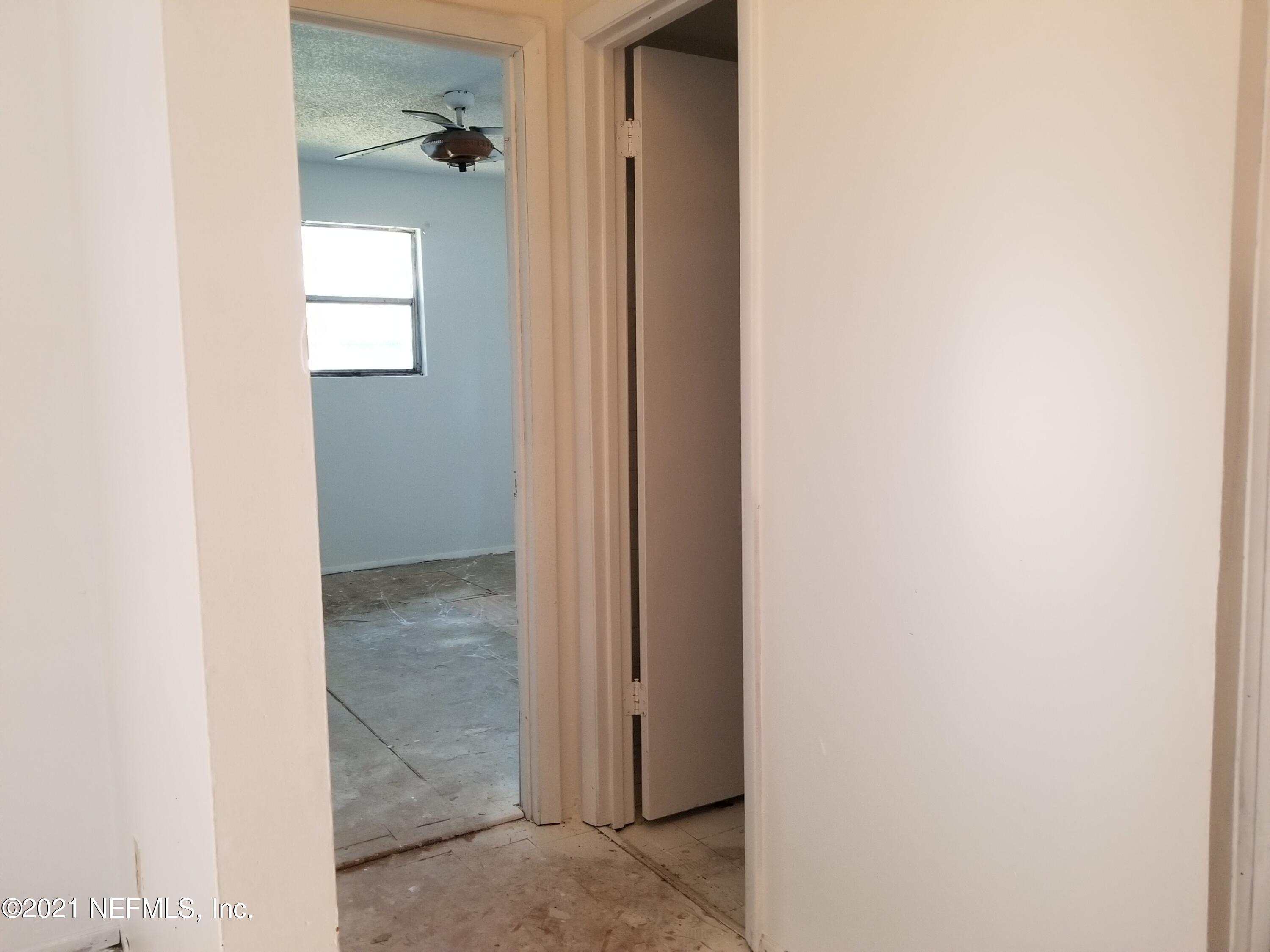 7649 Old Kings Road Jacksonville, FL 32219 - Photo 7 of 34 20211030_163059