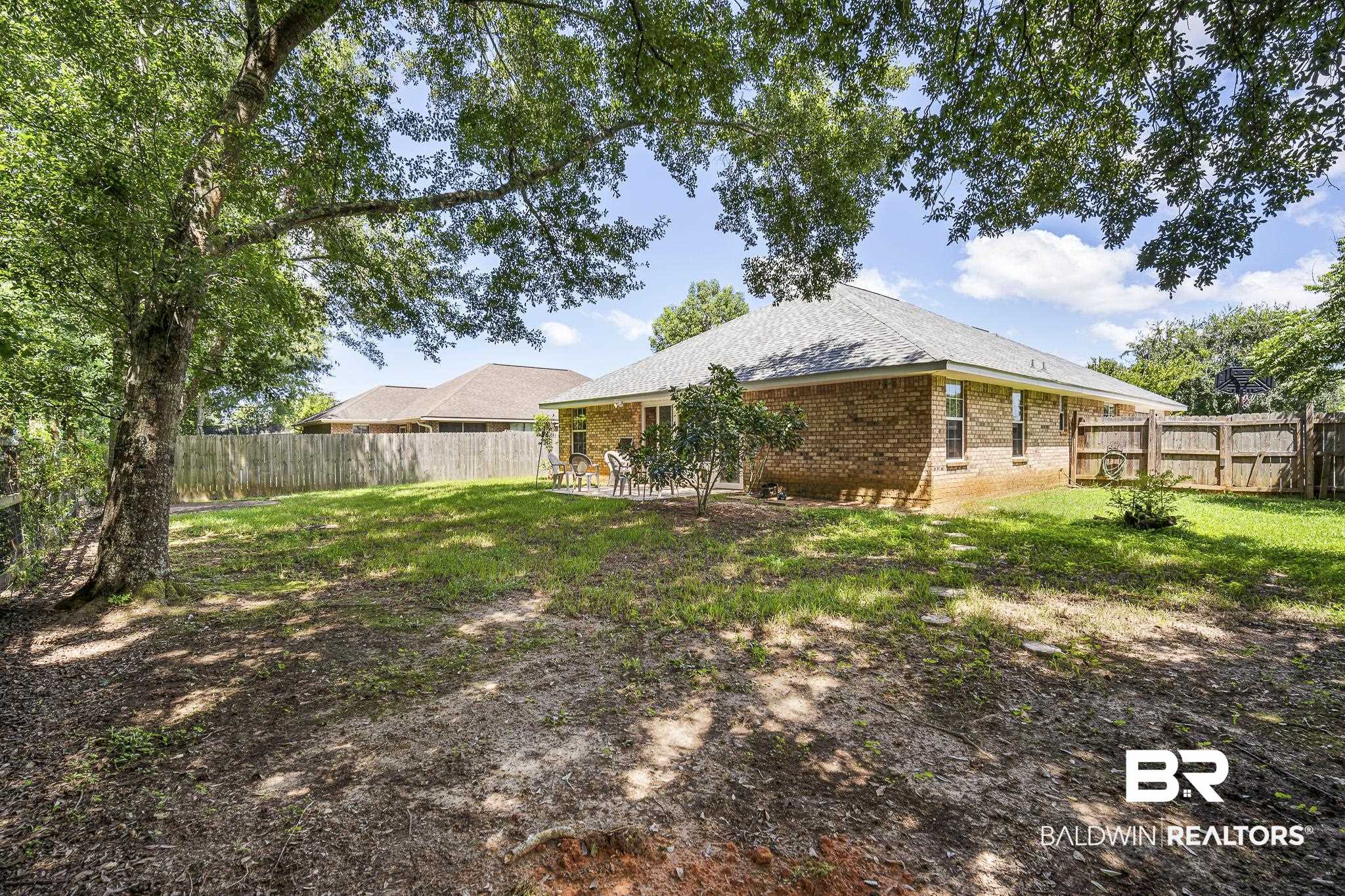 9814 Woolrich Avenue Fairhope, AL 36532 - Photo 24 of 29 View of yard