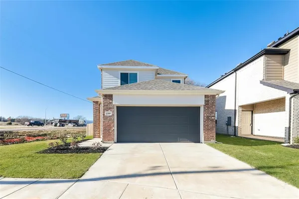 $1,965 | 1300 Ester Lane, Ennis, TX 75119