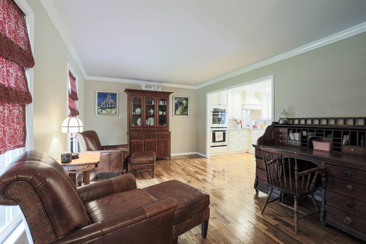 3899 Fulton Grove Road Cincinnati, OH 45245 - Photo 6 of 41 Gallery Image 6