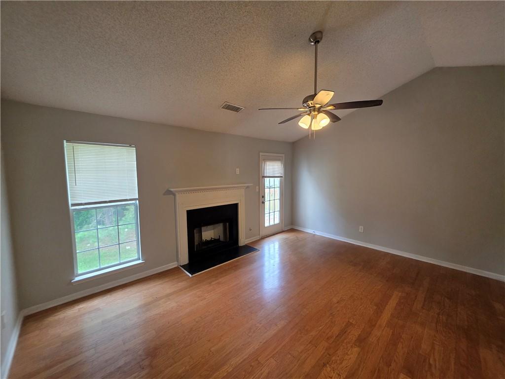 6924 Biscayne Rex, GA 30273 - Photo 4 of 33