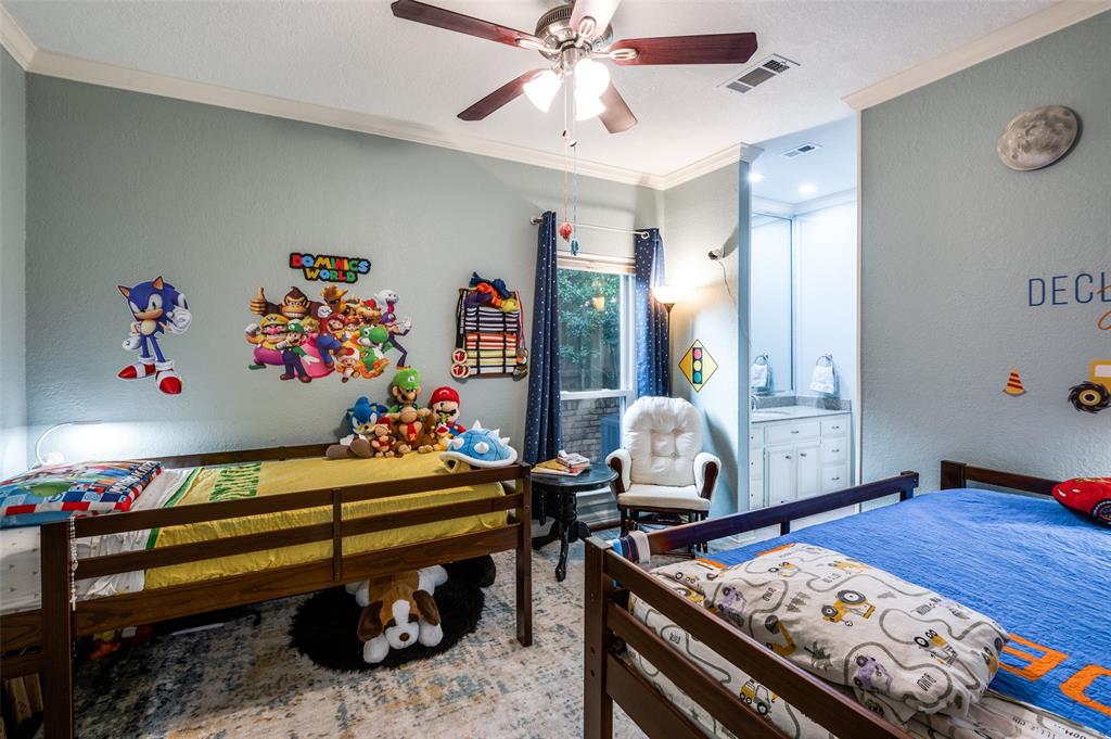17819 Lost View Road Dallas, TX 75252 - Photo 22 of 39 Great kids bedroom