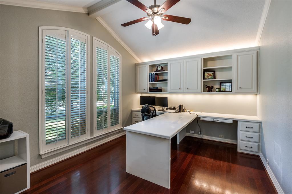 17819 Lost View Road Dallas, TX 75252 - Photo 25 of 39 Downstairs office with built in and walk in closet