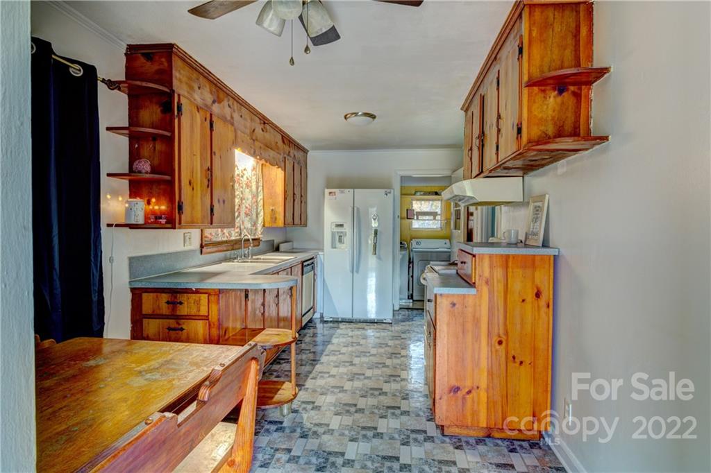 1709 Martin Road Kings Mountain, NC 28086 - Photo 5 of 16 Gallery Image 5