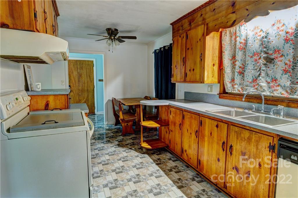 1709 Martin Road Kings Mountain, NC 28086 - Photo 7 of 16 Gallery Image 7