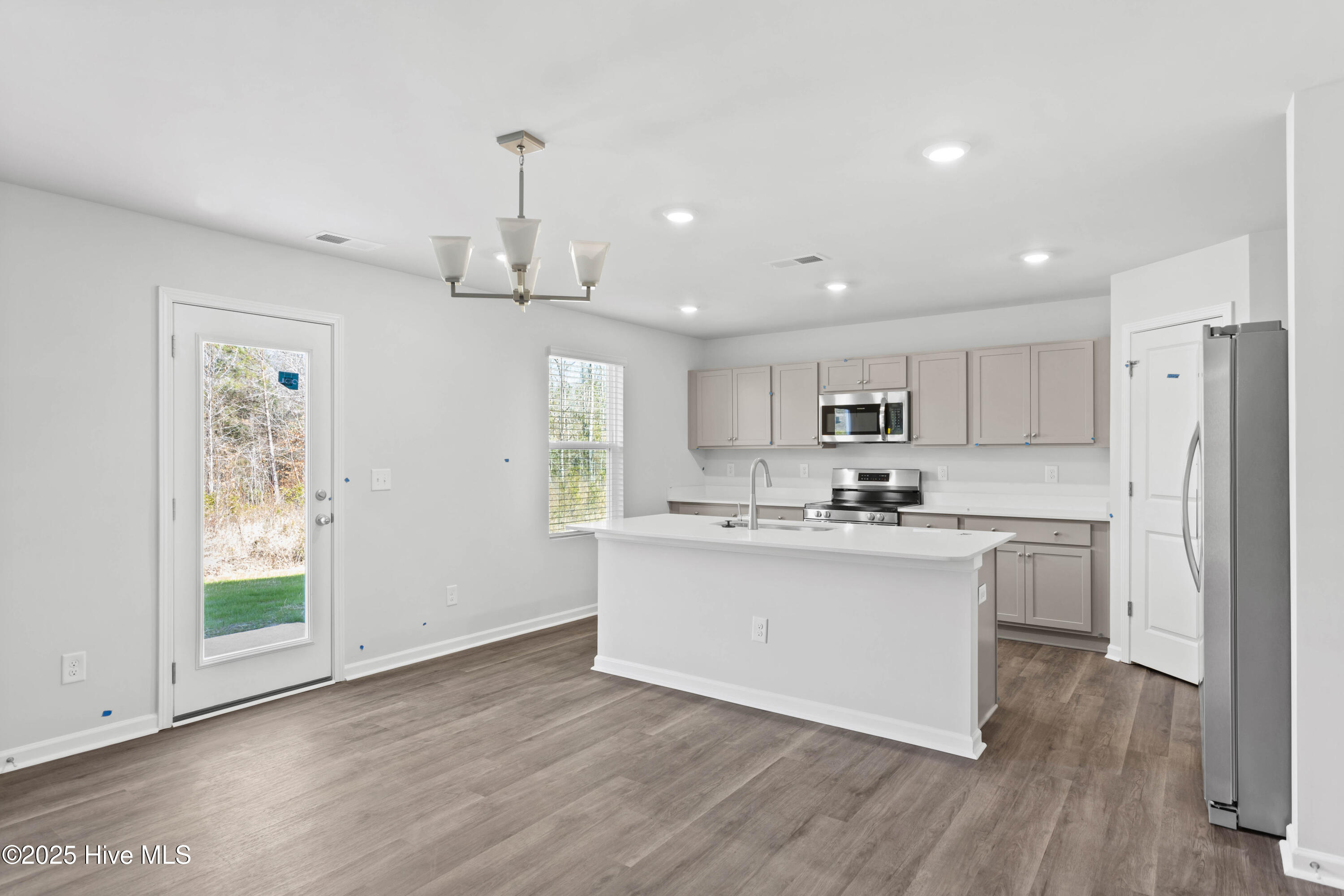 514 Bannermans Mill Road Richlands, NC 28574 - Photo 7 of 24 Photo of a Similar Home