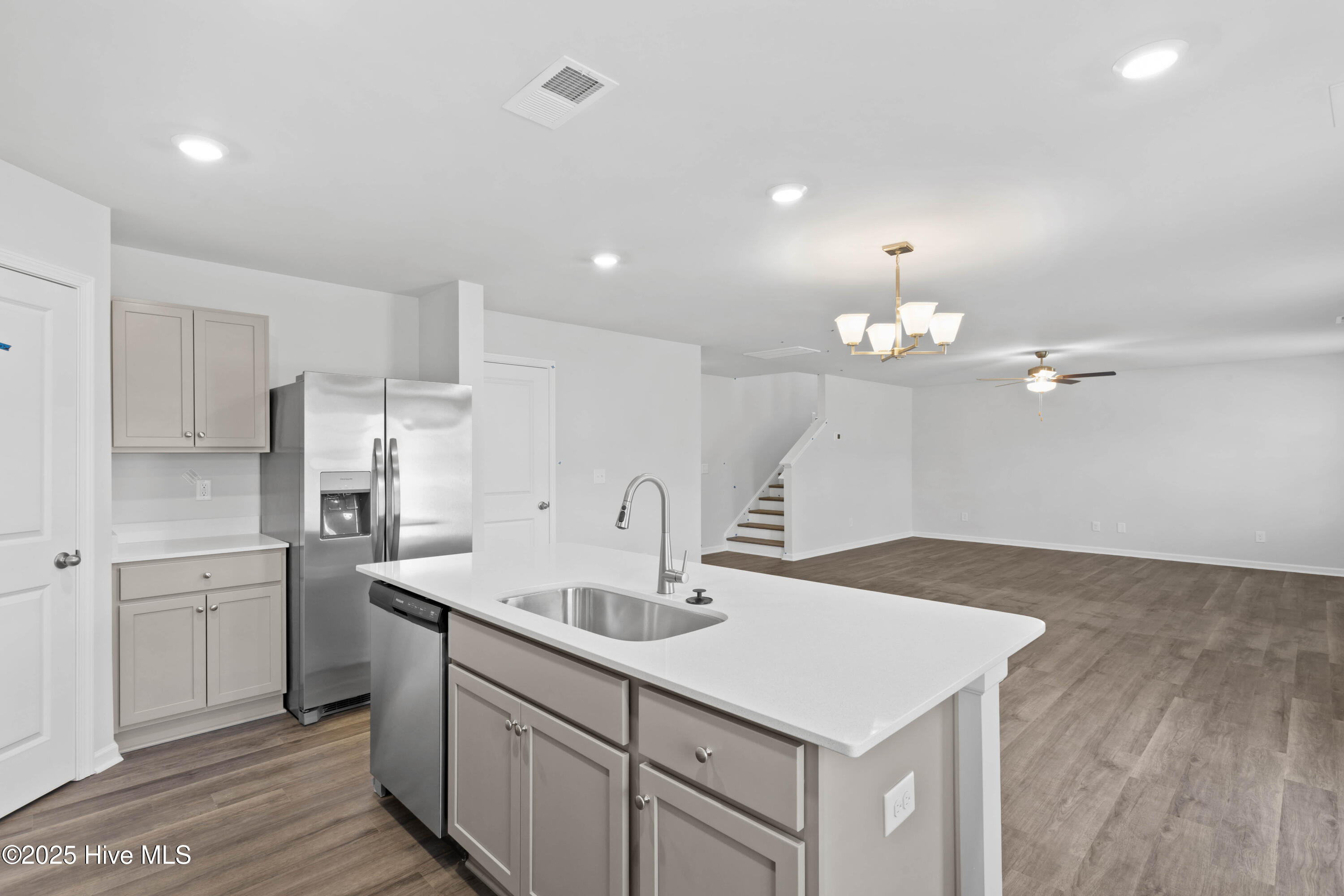 514 Bannermans Mill Road Richlands, NC 28574 - Photo 8 of 24 Photo of a Similar Home