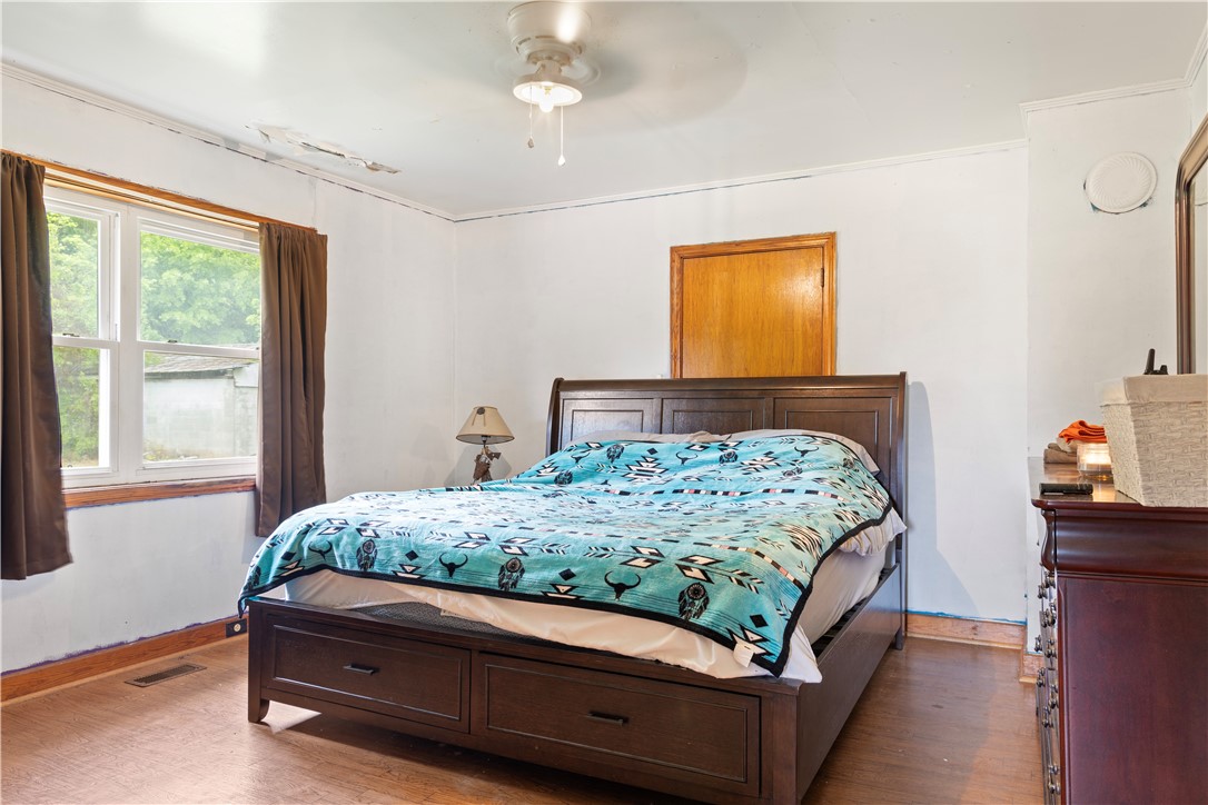 931 State Rd S-37-54 Seneca, SC 29678 - Photo 10 of 19 Master Bedroom