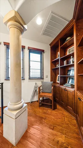 $3,995,000 | 905 Laguna Street, Santa Barbara, CA 93101